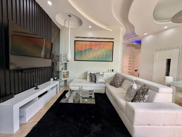 Apartamento en venta en Santa Rosa de Lima, Caracas