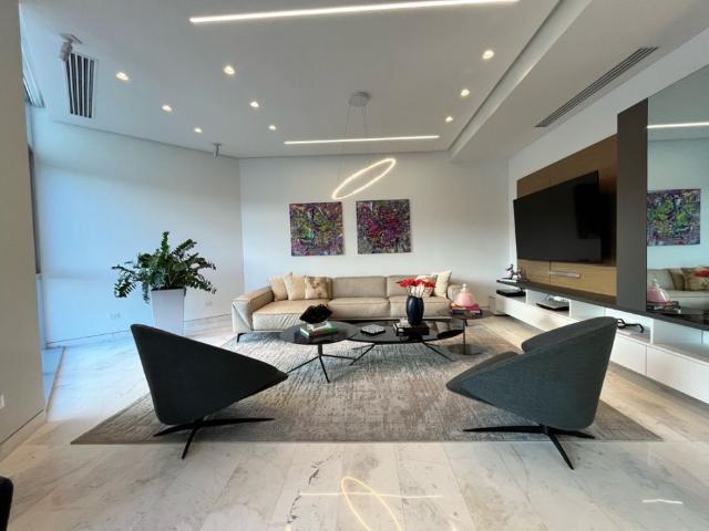 Penthouse en venta en Las Mercedes, Caracas