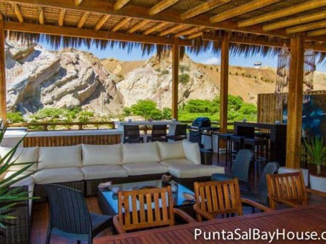 VENDO PRECIOSA CASA EN CONDOMINIO PUNTA SAL