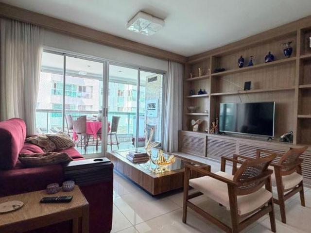 Apartamento venda em Região Geográfica Imediata do Distrito Federal, Região Integrada de Desenvolvimento do Distrito Federal e Entorno
