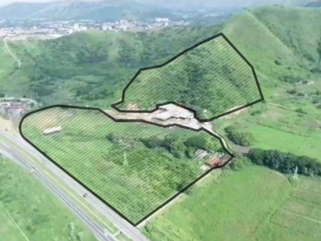 Terreno en venta en Puerto La Cruz, Amazonas