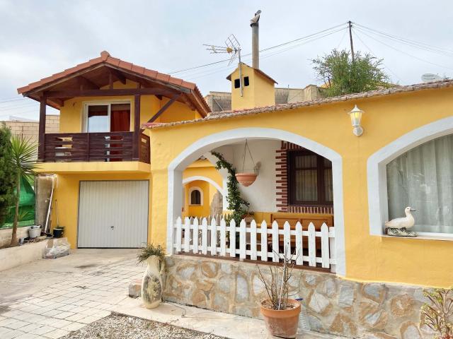 Chalet en venta en el Vinalopó Mitjà / El Vinalopó Medio, Valencia
