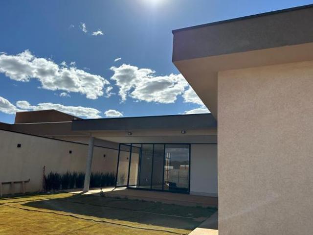 Casa venda em Região Geográfica Imediata do Distrito Federal, Região Integrada de Desenvolvimento do Distrito Federal e Entorno