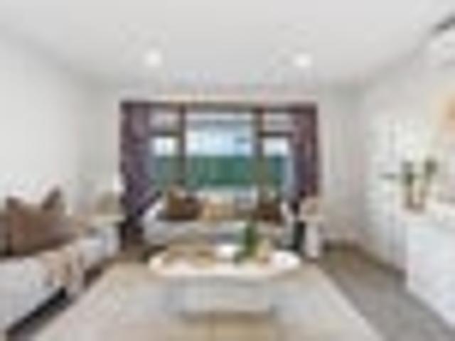 House for sale in Chaslands, Canterbury