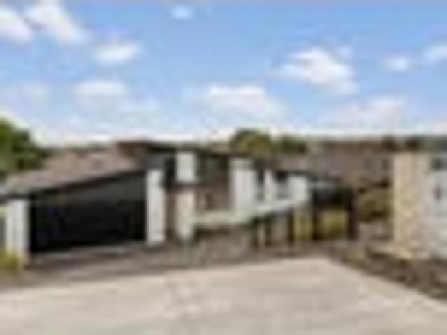 House for sale in Awhitu
