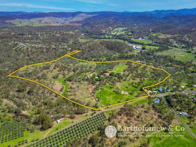 Cottage for sale in Kooralbyn, Queensland