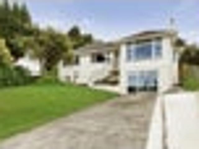 House for sale in Days Bay, Wellington