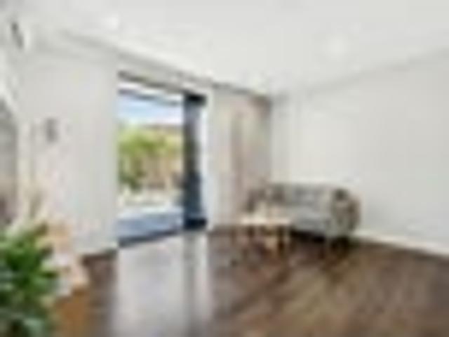 House for sale in Paremoremo