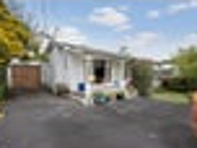 House for sale in Albany South, Upper Harbour