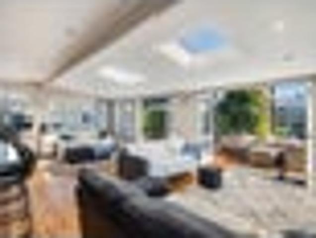 House for sale in Balmoral