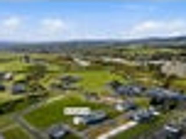 Land for sale in Awhitu