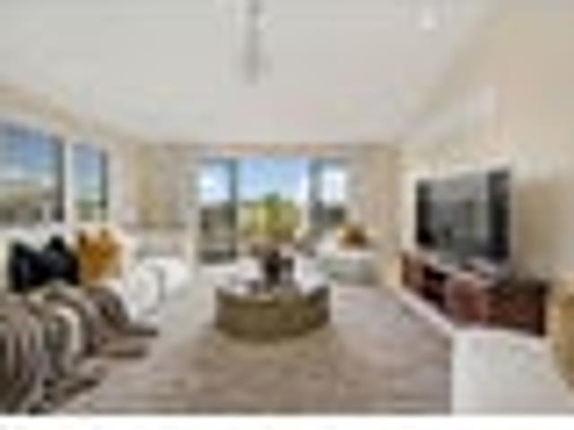 House for sale in Hillsborough