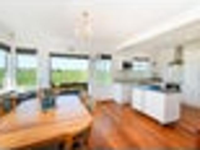 House for sale in Sanson