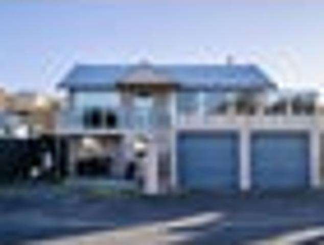 House for sale in Otakou