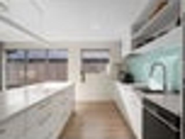House for sale in Charing Cross, Canterbury