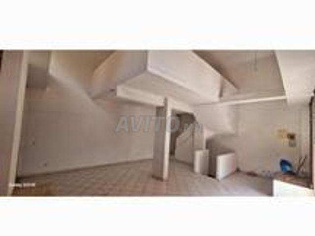 Local commercial vente à Anfa, Gharb-Chrarda-Beni Hssen
