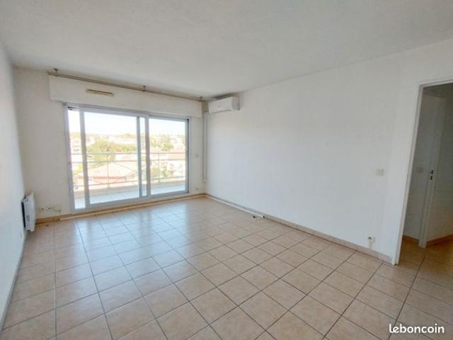 Appartement vente à Arrondissement de Draguignan, Saint-raphaël