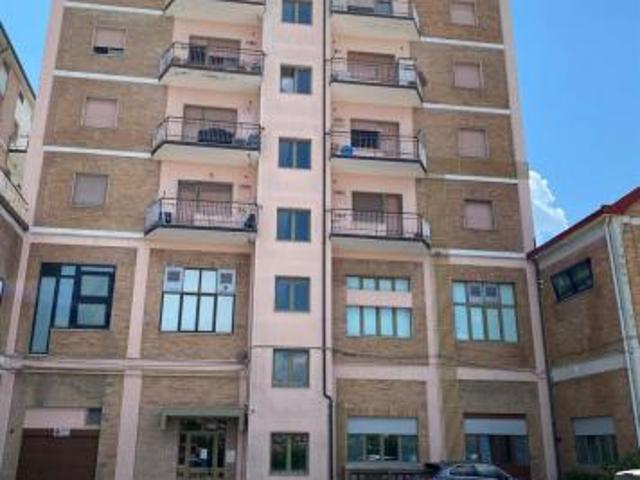 Appartamento in vendita a Campobasso, Molise