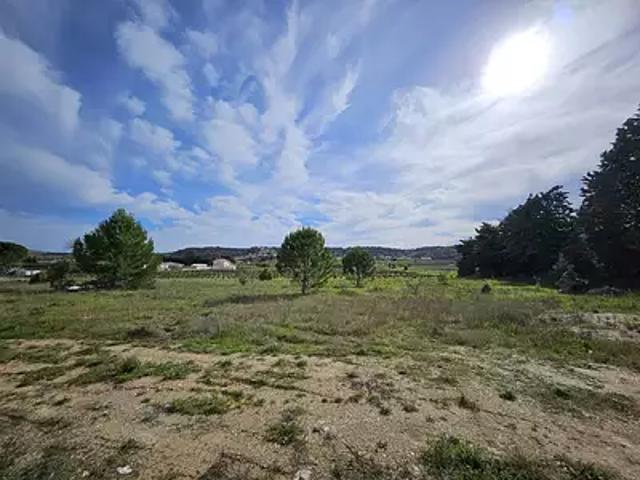 Terrain vente à Nîmes, Vénéjan