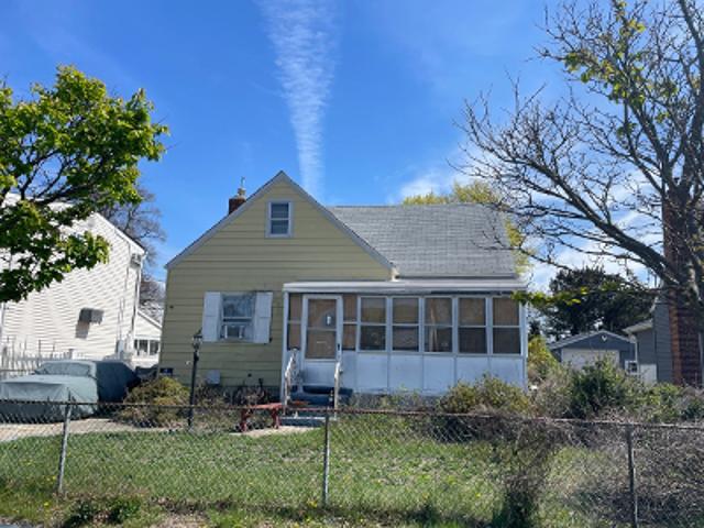 House for sale in Babylon, New York