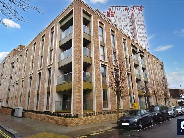 Apartment for rent in Paddington, Greater London