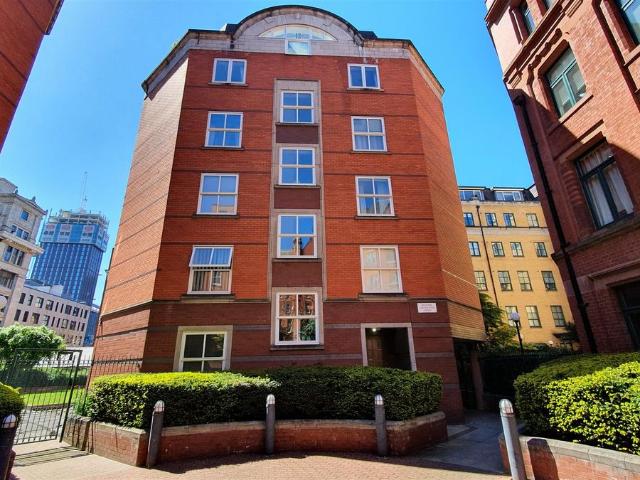 Apartment for rent in City Centre, Georgia