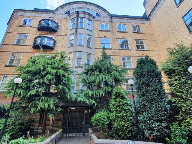 Apartment for rent in City Centre, Georgia
