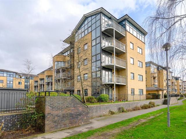 Apartment for rent in The Groves, High Field