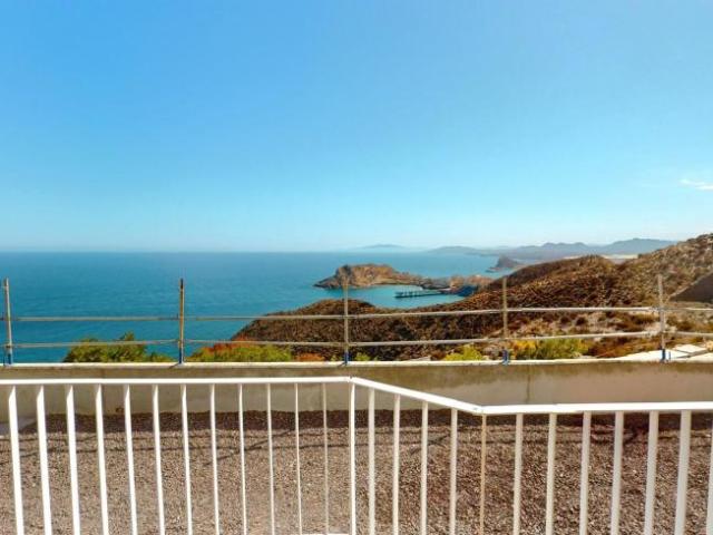Apartamento en venta en A Lama