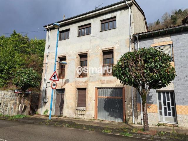 Apartamento en venta en Laviana