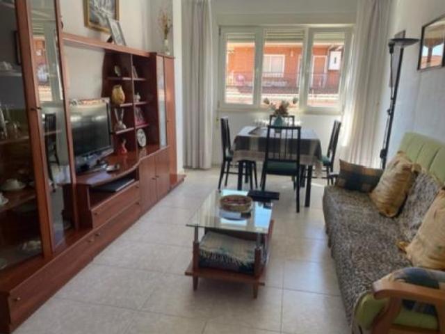 Apartamento en venta en Villares De La Reina