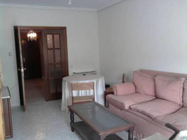 Apartamento en venta en Nuñomoral, Extremadura