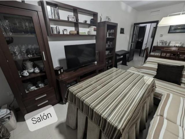 Apartamento en venta en Lucena, Andalucía