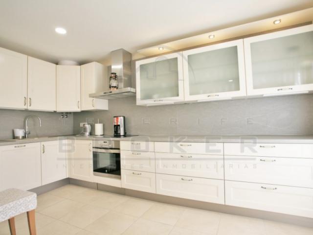 Apartamento en venta en Tenerife, Puerto De La Cruz