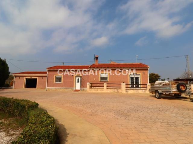 Casa en venta en Daya Vieja