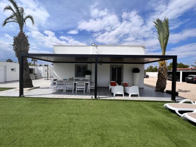 Casa en venta en Elche, Santa Fe