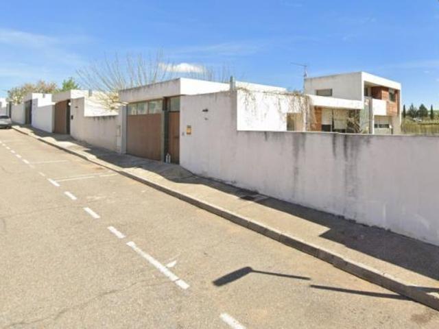 Casa en venta en Layos