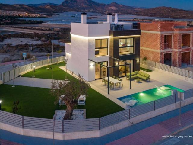Chalet en venta en Bonalba, l'Alacantí