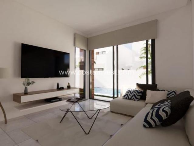 Villa en venta en Daya Vieja