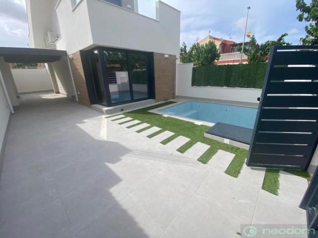 Villa en venta en Murcia