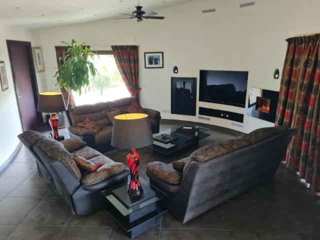 Villa en venta en Valderrobres