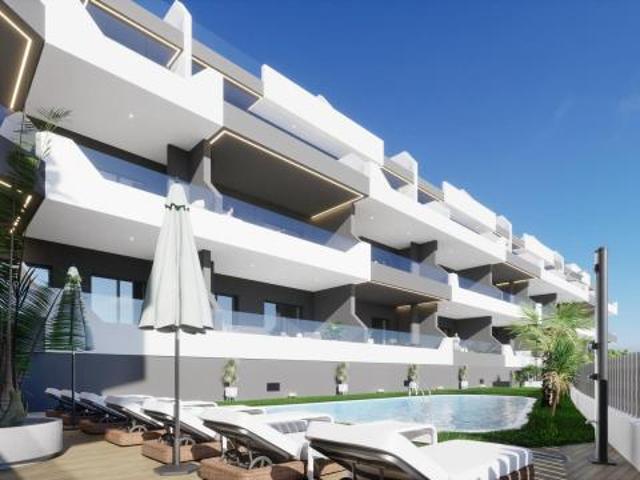 Apartamento en venta en Vega Alta del Segura, España