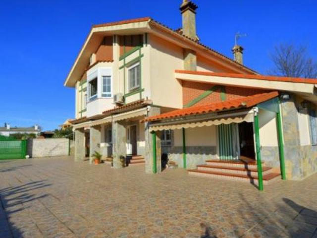 Casa en venta en Casar De Cáceres, Extremadura