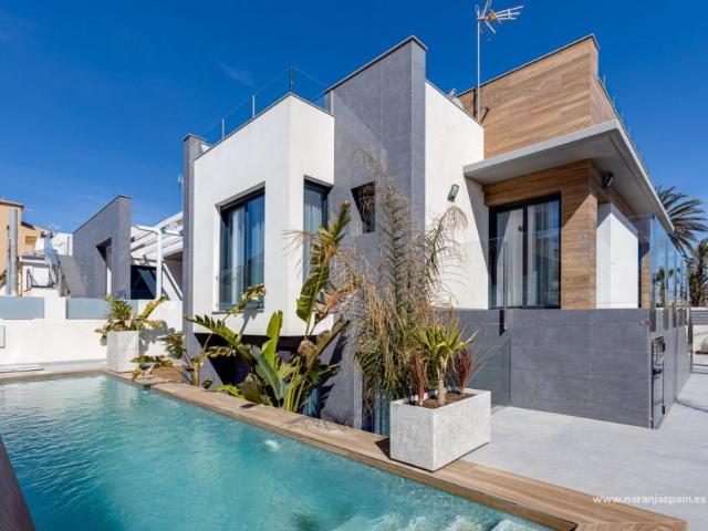 Chalet en venta en La Mata, el Baix Segura / La Vega Baja