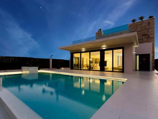 Chalet en venta en Playa Flamenca II, el Baix Segura / La Vega Baja