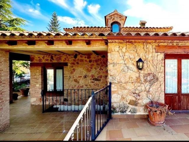 Villa en venta en Riópar