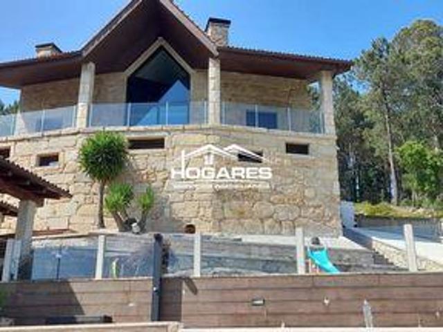 Villa en venta en Tui, O Arrabal