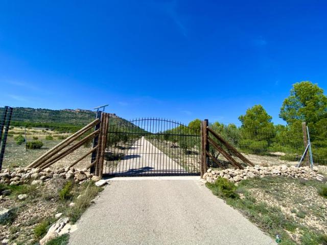 Casa en venta en El Valle de Cofrentes-Ayora, Valencia