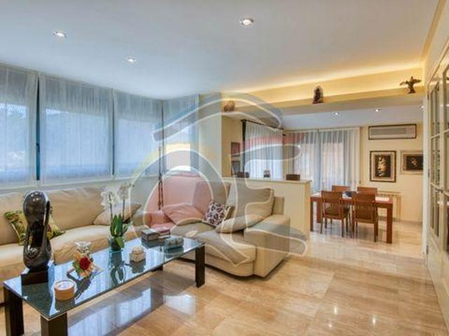 Casa en venta en La Bisbal D'empordà