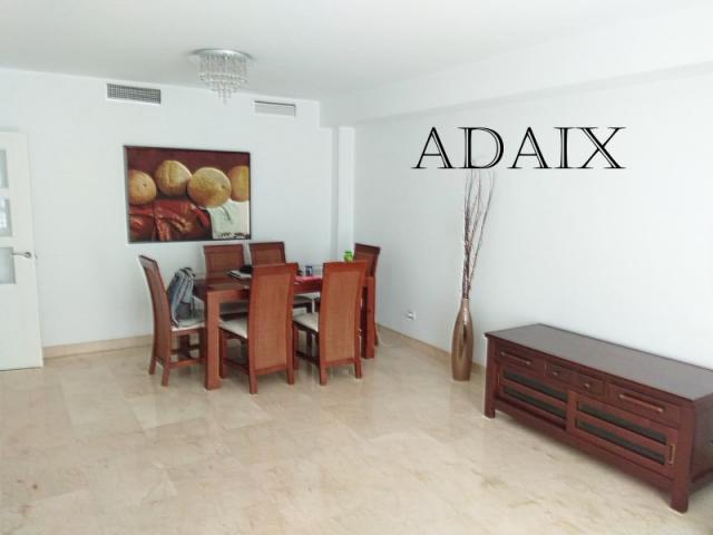 Casa en venta en Lucena, Andalucía
